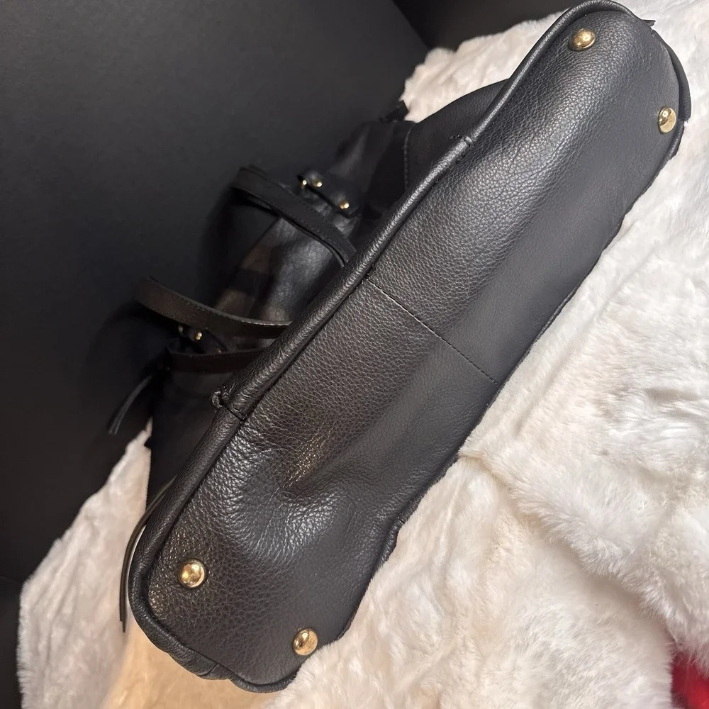 Extra Large Supple Blk Leather Kooba Shoulder Bag Tote Lots Of Pockets CLEAN
